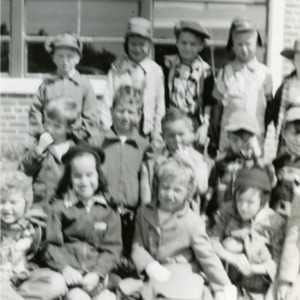 Coralville School Kindergarteners, May 1952
