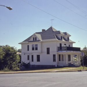 402 South Linn Street, 1970-1976
