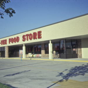 Hy-Vee Food Store, 1970-1976
