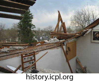 http://history.icpl.org/import/tornado_2006_roch_em_0014.jpg