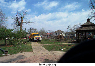 http://history.icpl.org/import/tornado_2006_cgp_urp_stormII_0029.jpg